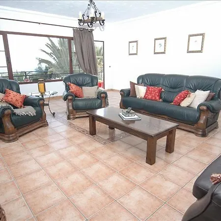 Sleeps 6 With Pool And Wifi 别墅 Mácher
