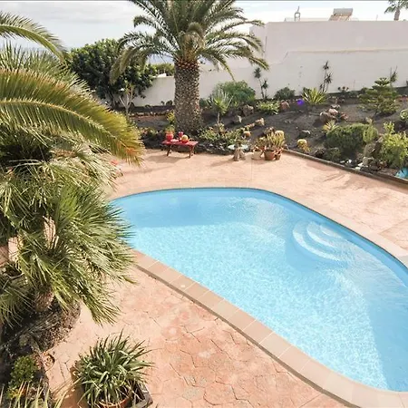 Sleeps 6 With Pool And Wifi 别墅 Mácher